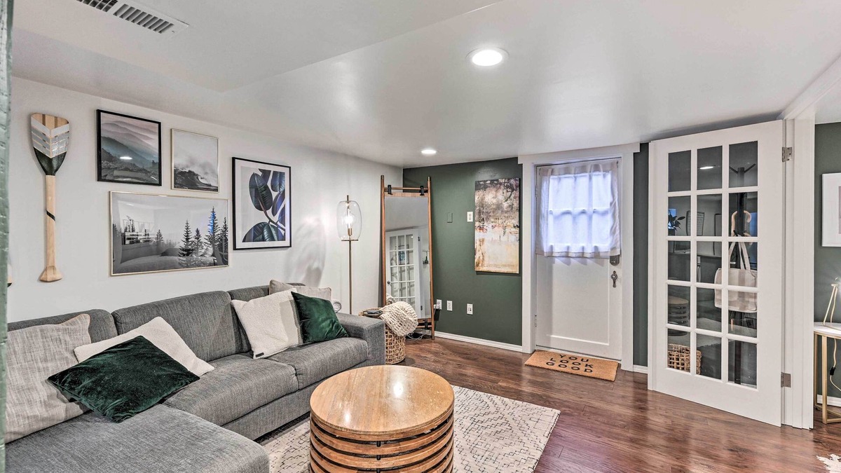 Queen Anne Apartment | 3 Mi to Dtwn Seattle: Queen Anne Apartment!