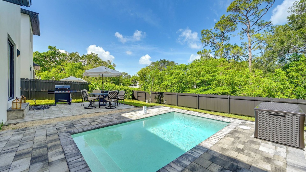 East Naples House | 3 Mi to Naples Beach: Luxurious Home w/ Pool!