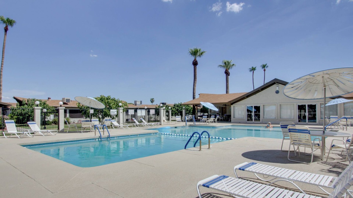 South Scottsdale Condo | 3 Mi to Old Town, Community Pool: Scottsdale Condo