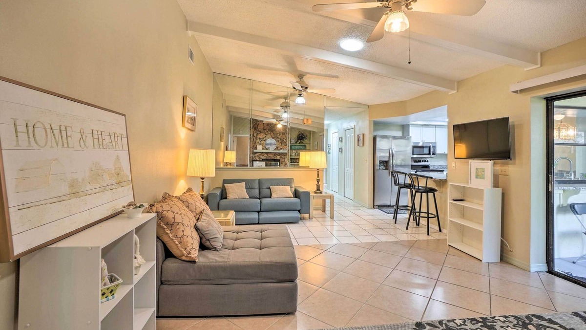 Safety Harbor House | 3 Mi to Philippe Park & Pier: Stunning Retreat