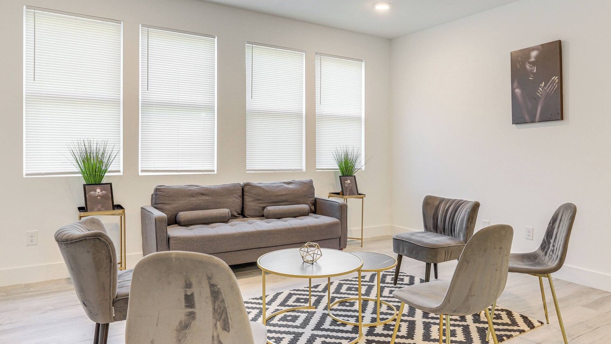 Mableton Apartment | 3 Mi to Six Flags: Apartment in Metro Atlanta