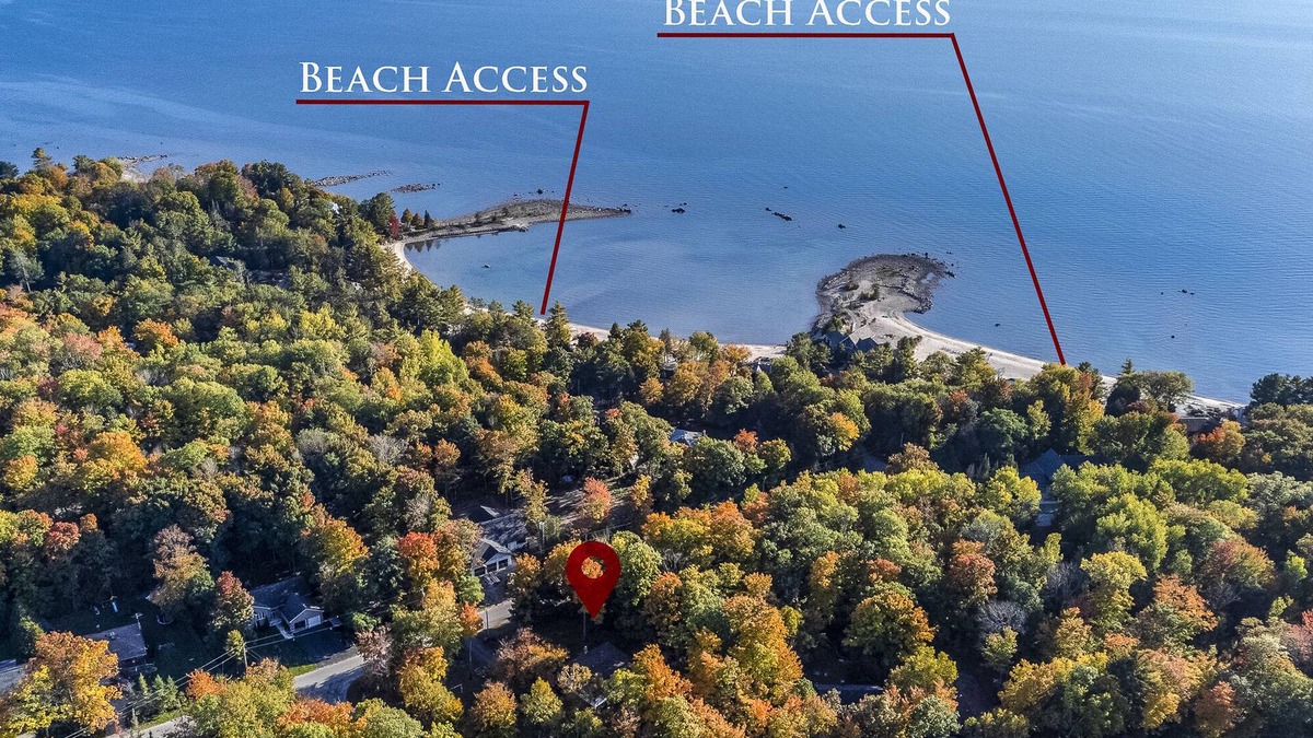 Tiny Cottage | 3-Min Walk to Cove Beach | Cozy 3BR Georgian Bay Cottage Retreat | Sleeps 6!