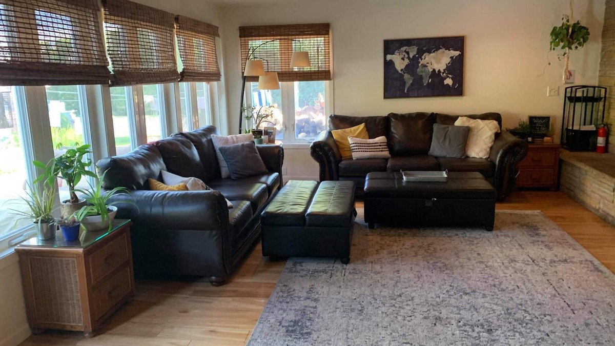 Cleveland Apartment | 3 mins from Ryder