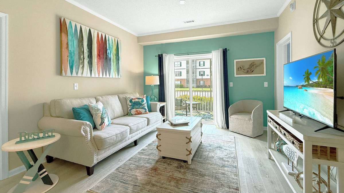 Villages of Five Points Condo | * 3 Night Rentals Available * Beautifully decorated FIRST FLOOR condo in Five Points!