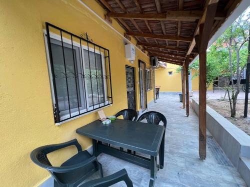 Antalya City Centre Apartment | 3 odalı bahçeli bbQ Antalya kalbinde ev