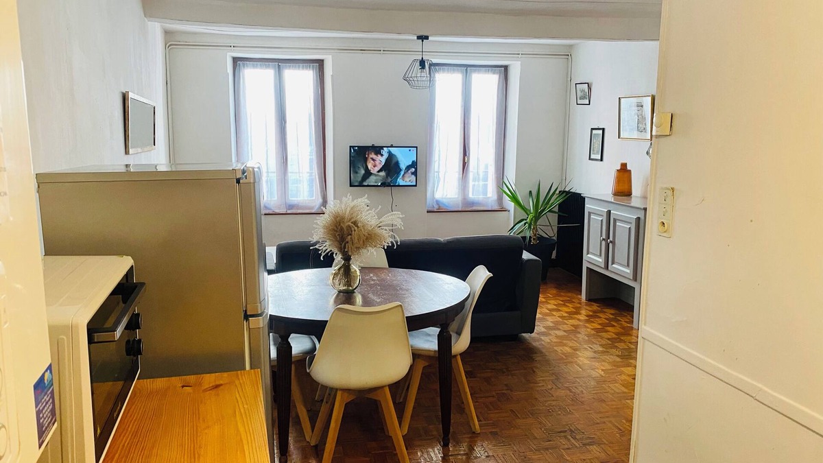 Bastide Saint-Louis Apartment | 3. Old-fashioned Downtown 55m2 BOX FREE LUGGAGE
