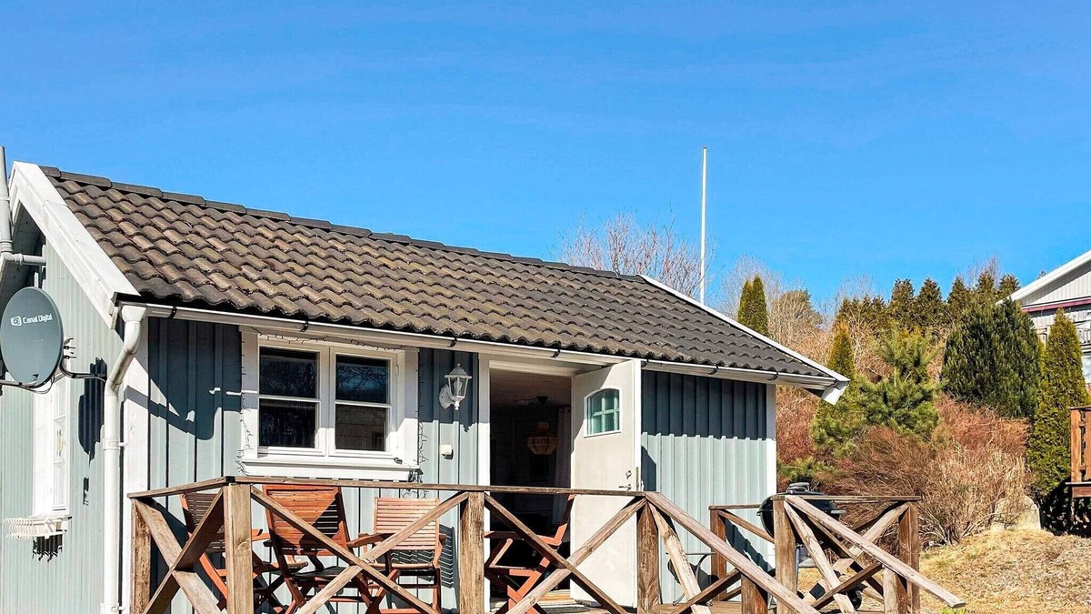 Oedsmal House | 3 person holiday home in ÖDSMÅL