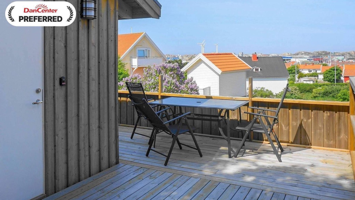 Ronnang House | 3 person holiday home in Rönnäng