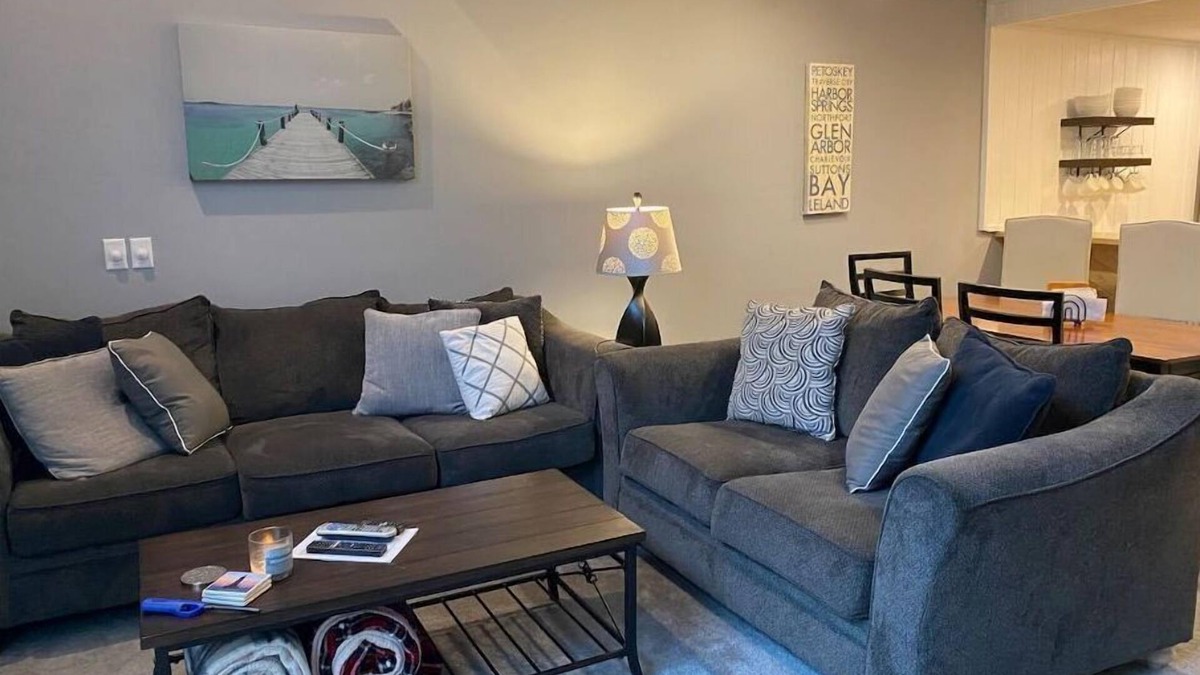 Harbor Springs Condo | 3 pools! Updated bedroom/loft area. Minutes from golf/lakes. Lots of amenities.