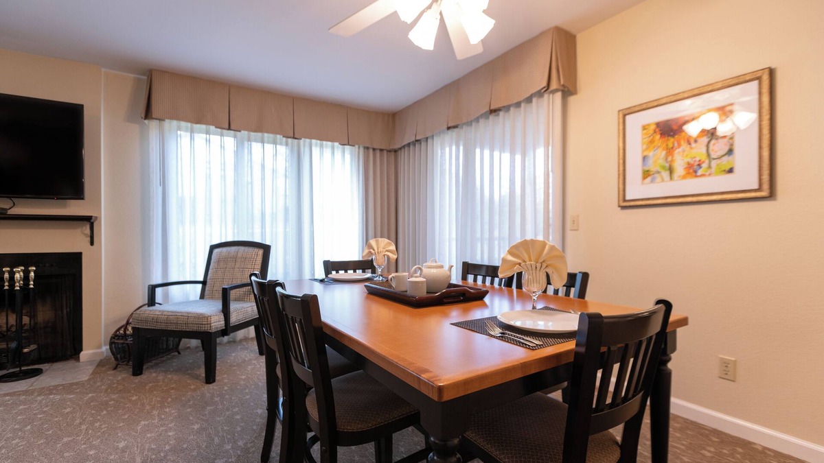 San Diego Country Estates Hotel | 3 Relaxing Units | 2BR with Pool & Kitchen | San Diego Country Estates