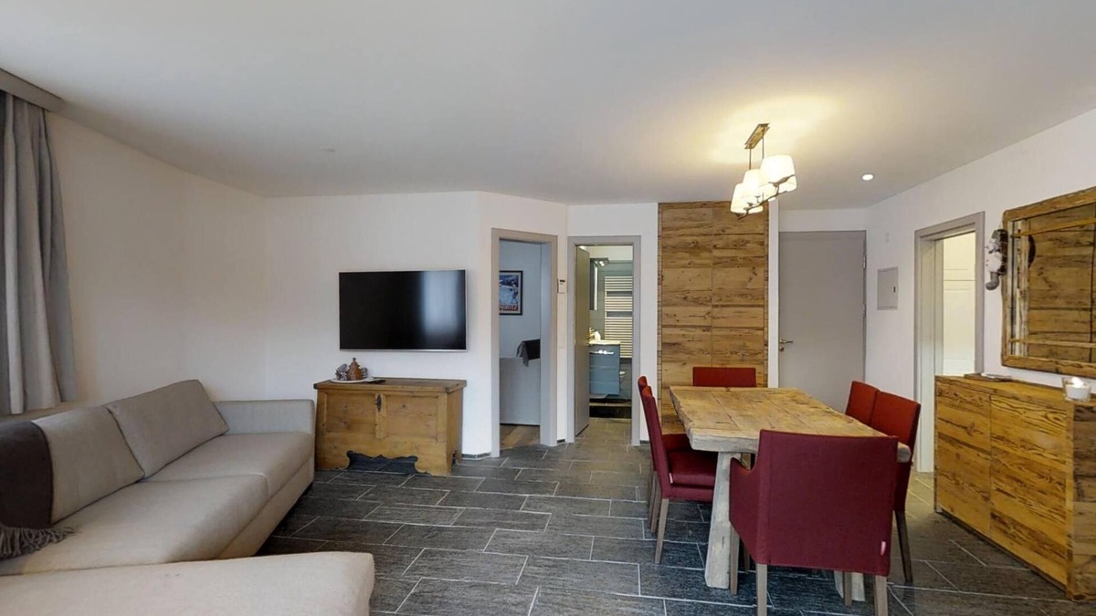 Celerina-Schlarigna Apartment | 3-room apartment on the ground floor, about 90 m2.