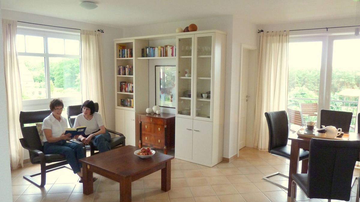 Zinnowitz Apartment | 3-room apartment, 61sqm, swimming pool u. Sauna about 8 minutes to the beach, WiFi
