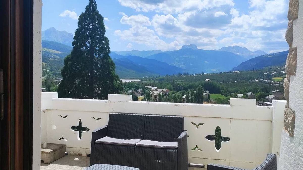 Jausiers Apartment | 3-room apartment with terrace and parking in Jausiers