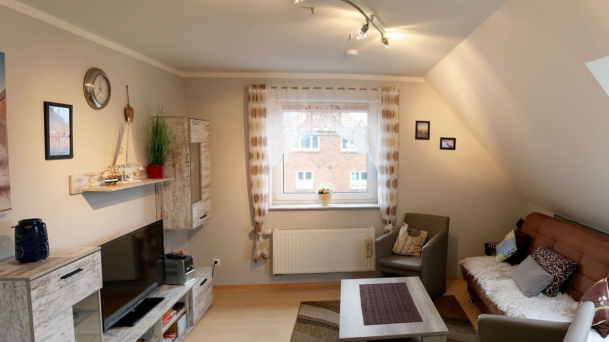 Warwerort Apartment | 3 room comfort apartment for 4 people WiFi bed linen towels at Büsum