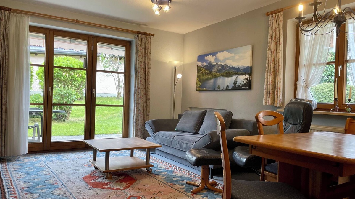Bolsterlang Apartment | 3-room vacation apartment Hohenloh