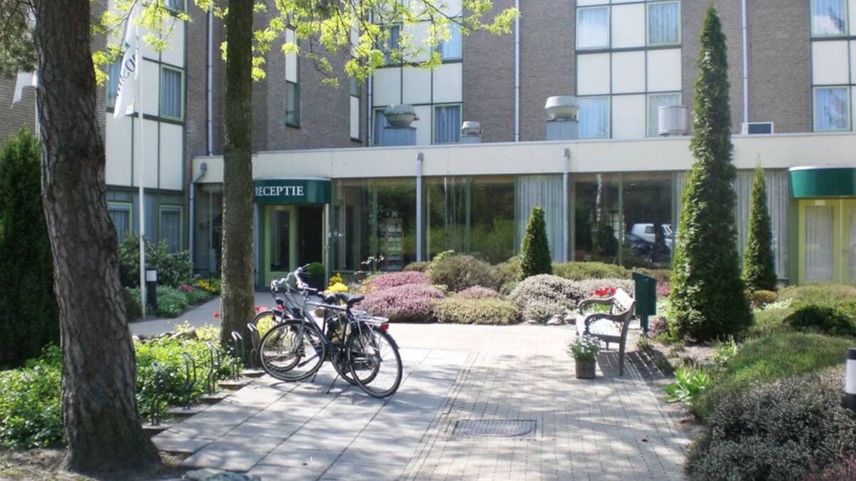 De Bult Hotel | 3 Rooms | Double Room Getaway Near Famous Nature Parks
