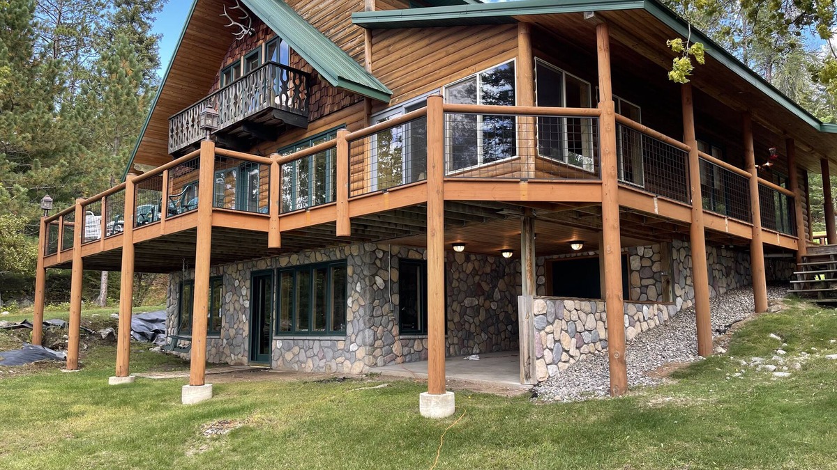 Crane Lake House | 3 Sisters Retreat