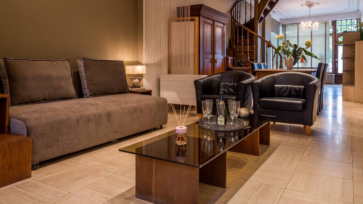 Esneux House | 3-star city gîte for 7 to 9 people in the Ourthe valley.