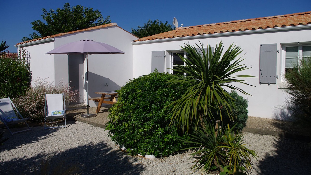 Saint-Georges-d'Oleron Villa | 3 star house from 2012 near the beach, walking access to the sea.