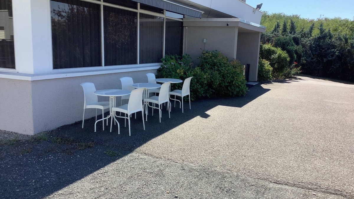 Saint-Paul en Jarez House | 3-star hotel in a quiet setting. All rooms are air-conditioned.