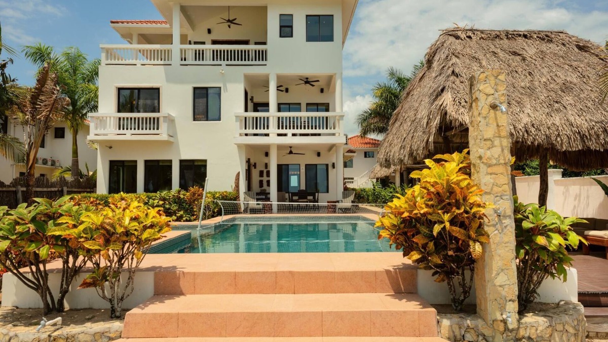 Plantation Villa | 3 Story Oceanfront Luxury Villa 5 Bedroom w/Pool