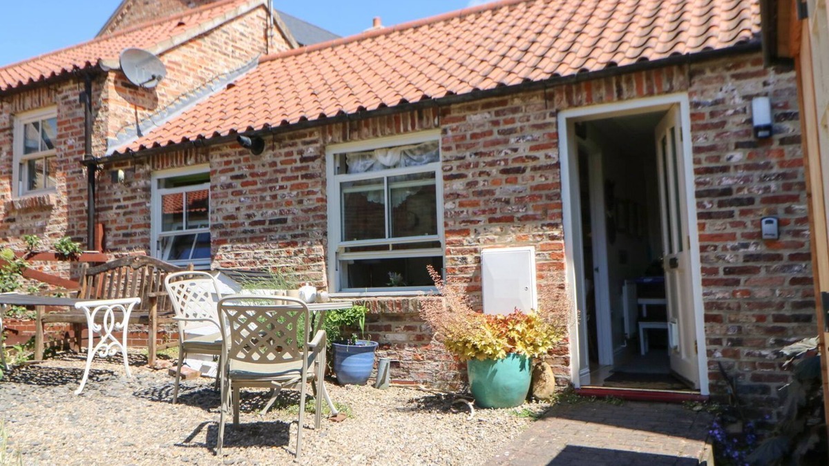 Ripon House | 3 WESTGATE MEWS, romantic, character holiday cottage in Ripon