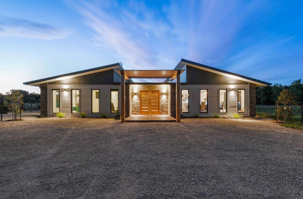 Mansfield House | 3 WISE MONKEYS, MANSFIELD