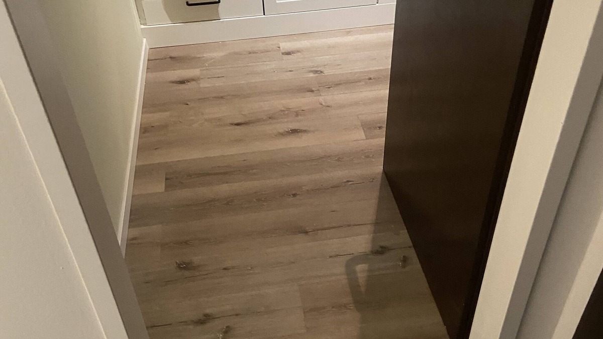 Sendling - Westpark Apartment | 3-zimmer Wohnung mit Garagenparkplatz Direkt an U-bahnstation