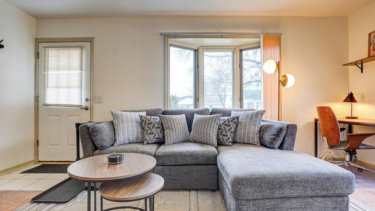 Spring Harbor House | 30 Day Minimum. Entire House. Washer & Dryer. A/C.