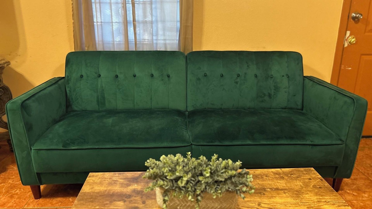 Holy Cross District House | 30 Day Spacious 5-bedroom House in New Orleans! Rent Entire Suite or Room.