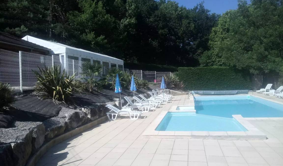 Sauveterre-de-Rouergue Ski Chalet | 30 m² Chalet ∙ 2 bedrooms ∙ 6 guests