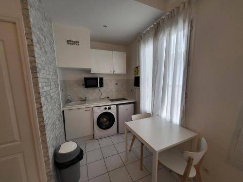 Issy-les-Moulineaux Apartment | 30 m² Apartment ∙ 1 bedroom ∙ 4 guests
