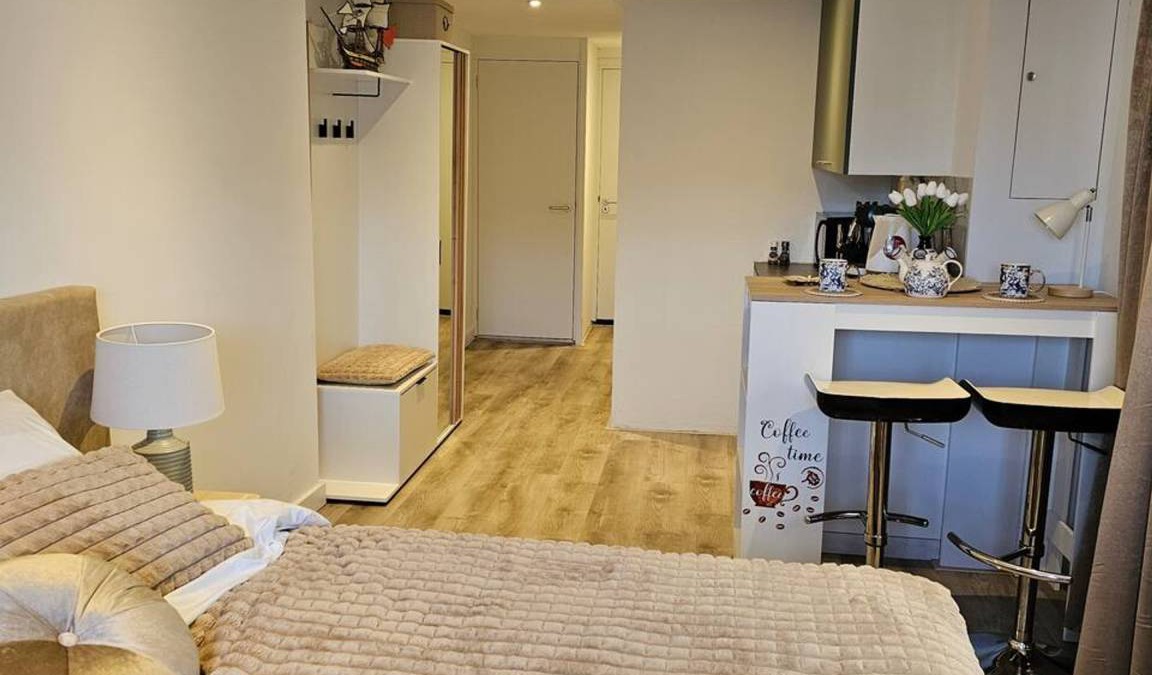 Lisse City Center Apartment | 30 m² Apartment ∙ 1 bedroom ∙ 2 guests