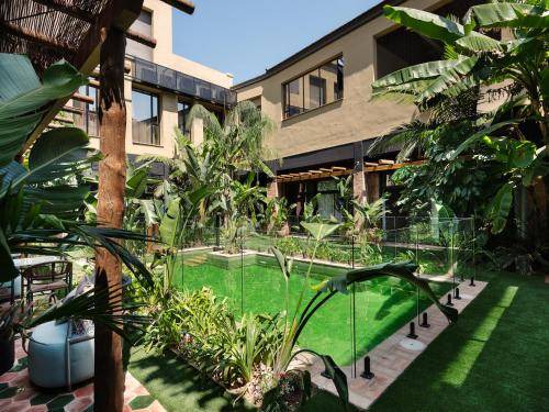 Aiora Hotel | 30 m² Hotel ∙ 10 guests