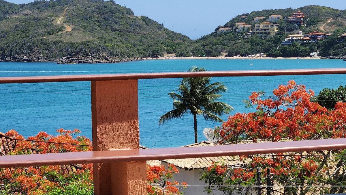 Village da Ferradura House | 30 meters from Ferradura beach, swimming pool, barbecue, sauna and sea view.