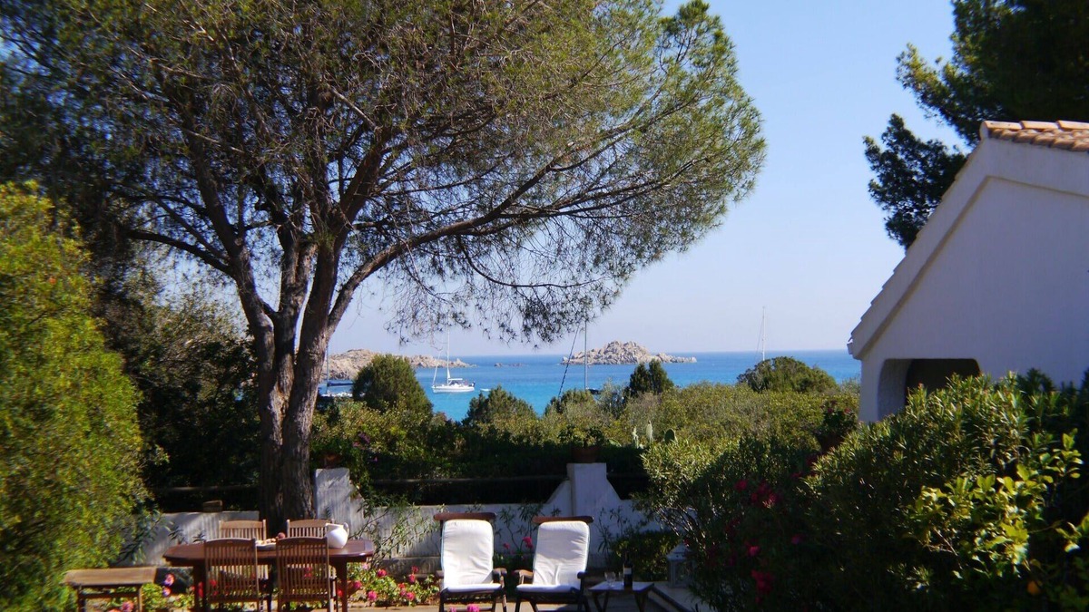 Teulada Villa | 30 meters from the sea. 2 bedrooms, 2 bathrooms. BBQ. Wifi. Discounted ship tickets.