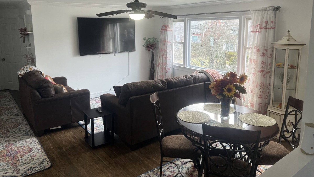 White Plains Apartment | 30 mins from NYC, 3 bd come enjoy relaxation and maximum comfort !