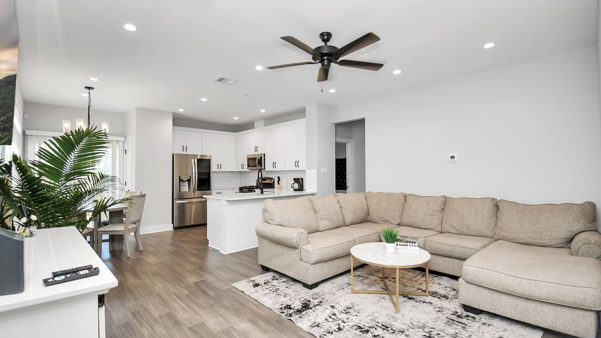 Clodine House | 30% Off! Beautiful 3-Bedroom House – A Must-See!