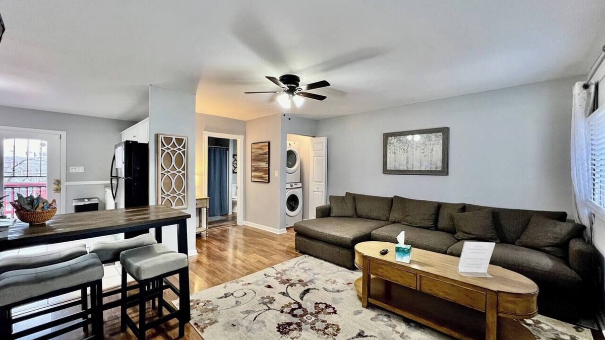 Springboro Apartment | 30 Royal #2 · Comfortable Two Bedroom on Royal in Springboro