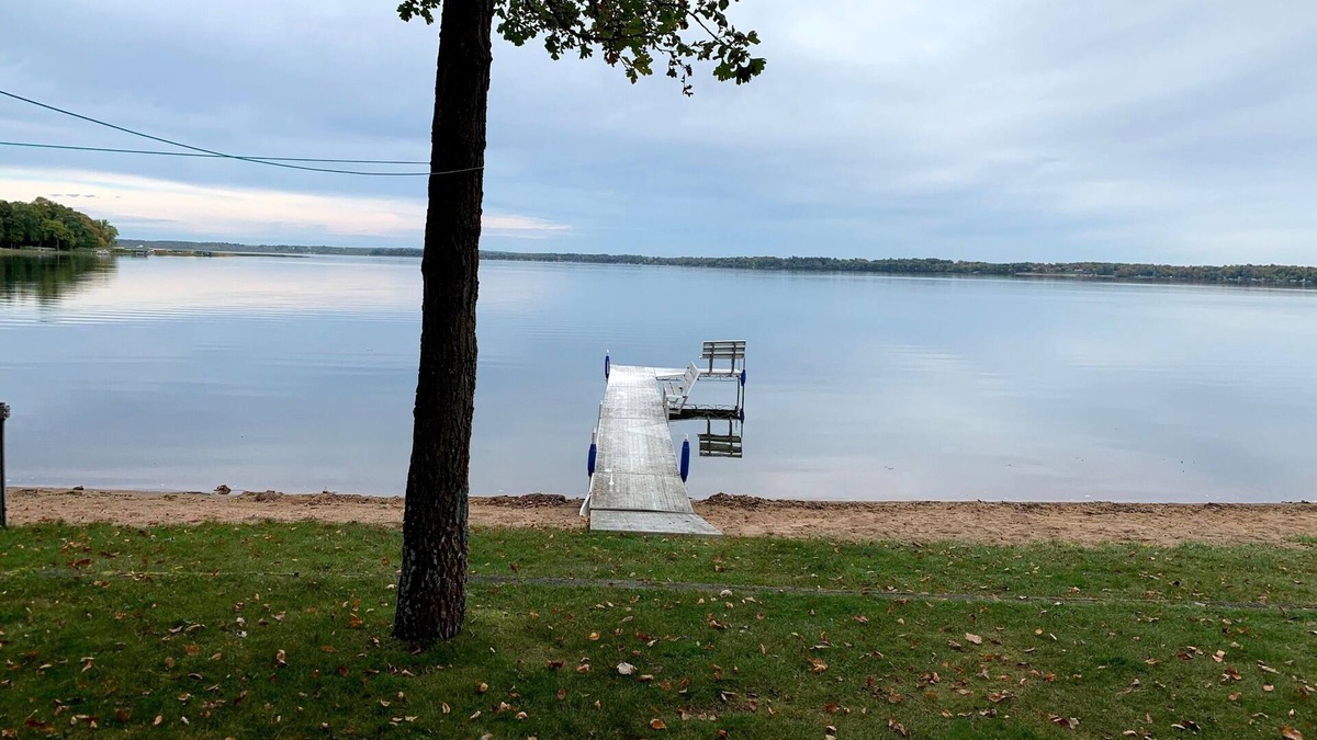 Miltona House | 30 steps to lake, Dock for fishing & swimming, Families Welcome!