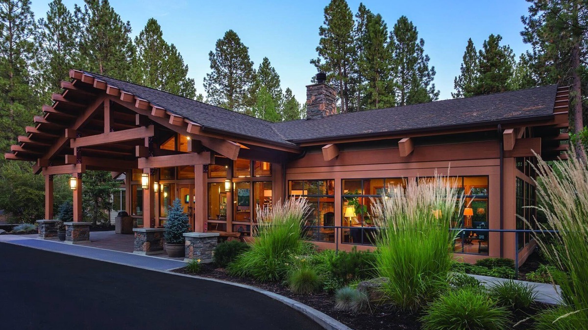 Bend Resort | 300 days of annual sunshine!