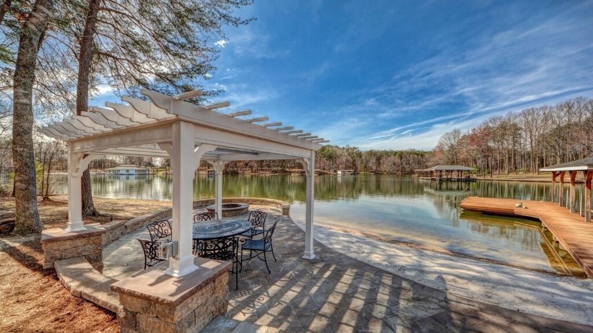 Bumpass House | 300 feet Private Level Waterfront, Beach, Deep Water Dock, Waterside Firepit