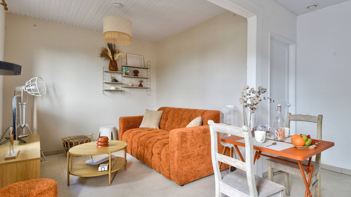Barbatre Ski Chalet | 300 m from the beach - House for 2 with garden