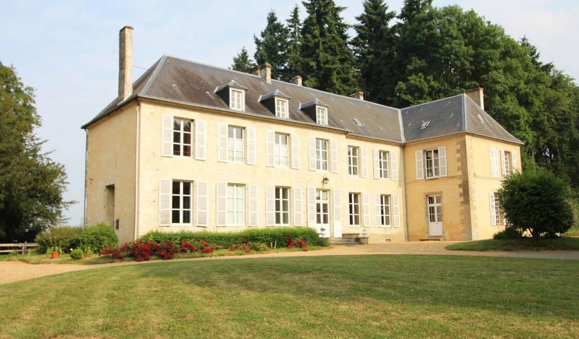 Bellavilliers Cottage | 300 m² Cabin ∙ 6 bedrooms ∙ 14 guests