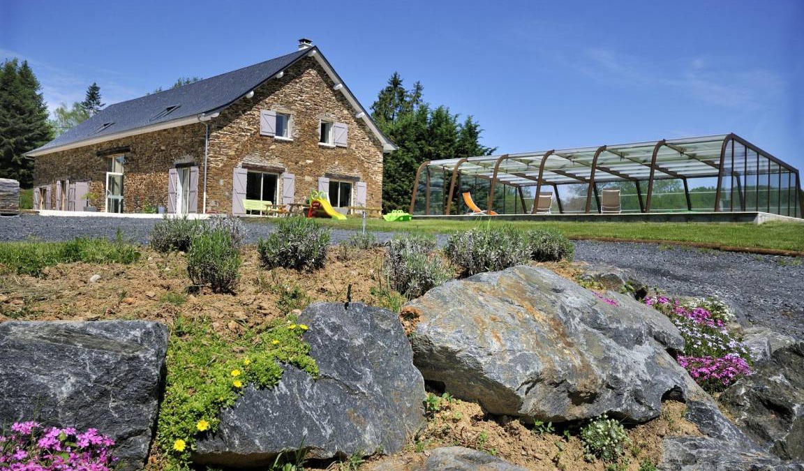 Uzerche House | 300 m² Gîte ∙ 9 bedrooms ∙ 18 guests