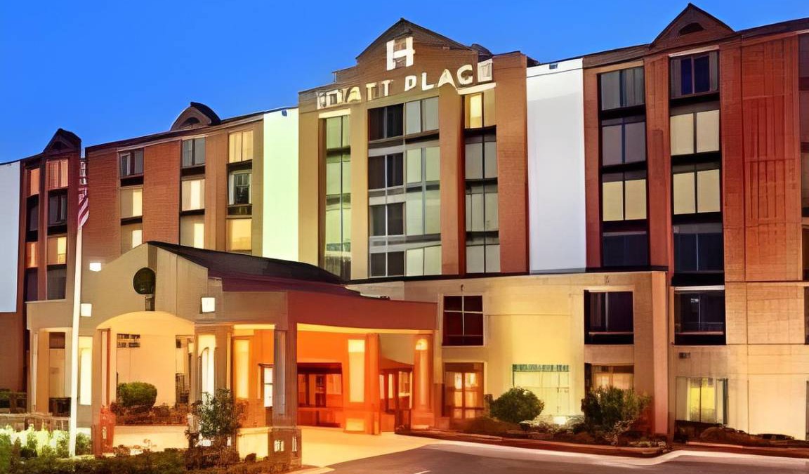 Cranberry Township Hotel | 300 m² Hotel ∙ 127 guests