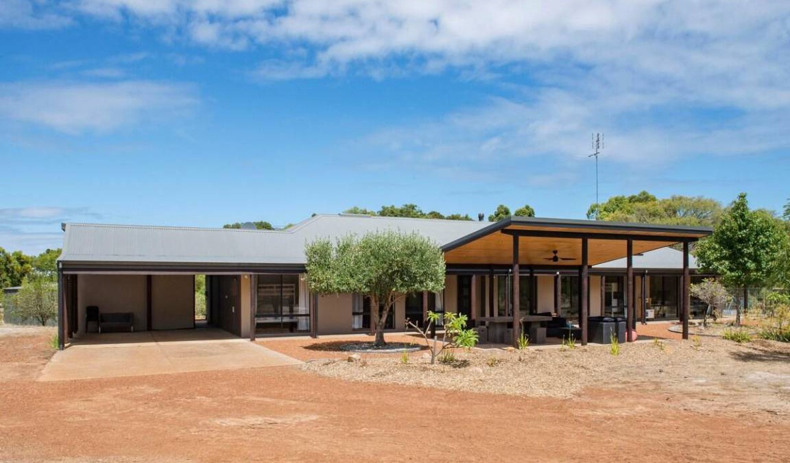 Yallingup House | 300 m² House ∙ 5 bedrooms ∙ 9 guests
