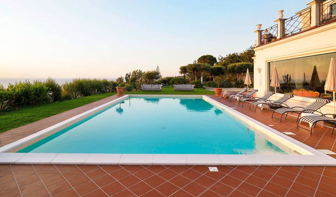 Capo d'Orlando Villa | 300 m² Villa ∙ 5 bedrooms ∙ 10 guests