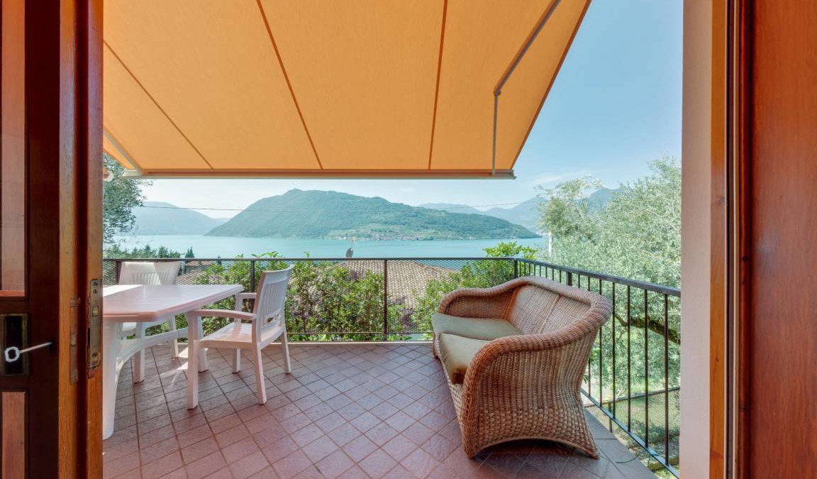 Sale Marasino Villa | 300 m² Villa ∙ 2 bedrooms ∙ 6 guests