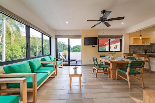 R House | 3049 - Brisas Condo 4